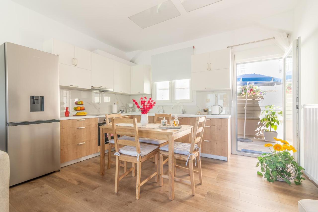Sophia'S Comfortable Home With A Private Backyard Gazi Esterno foto