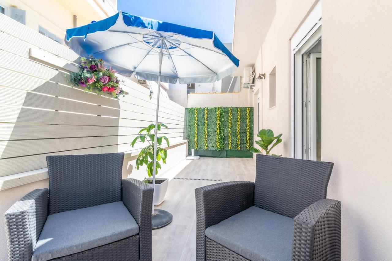 Sophia'S Comfortable Home With A Private Backyard Gazi Esterno foto