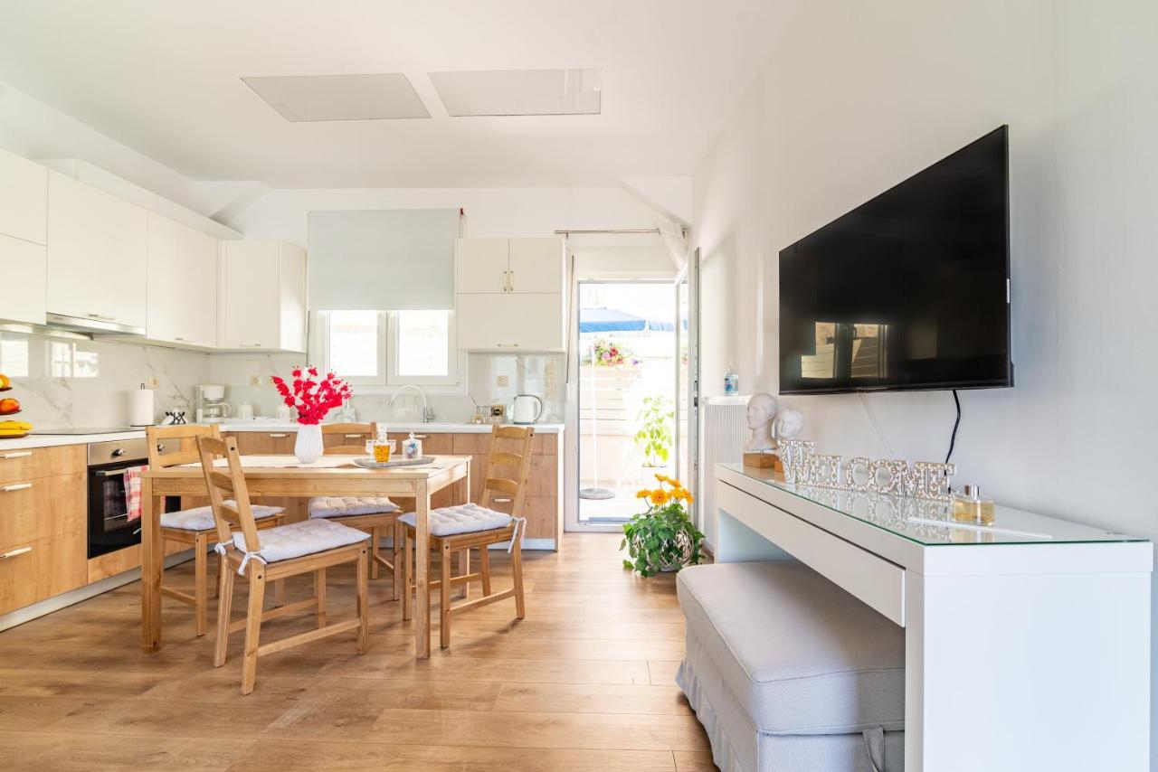 Sophia'S Comfortable Home With A Private Backyard Gazi Esterno foto