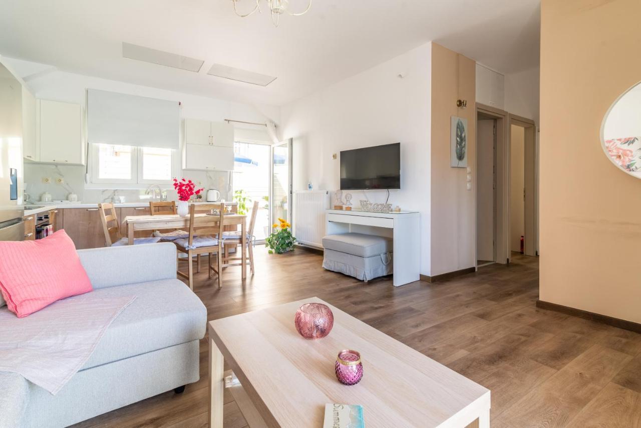 Sophia'S Comfortable Home With A Private Backyard Gazi Esterno foto